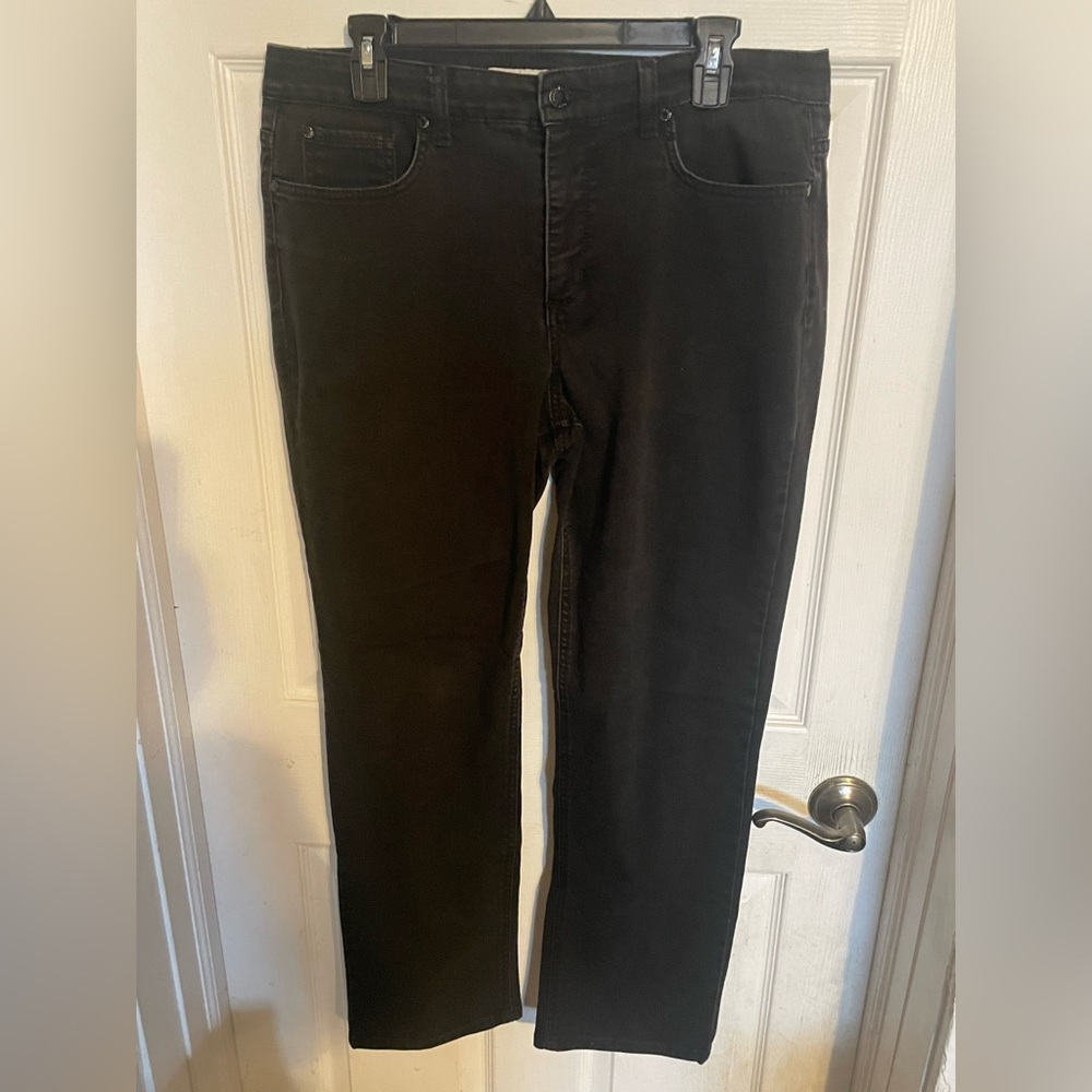 Jones New York Women’s Black Straight LegJeans